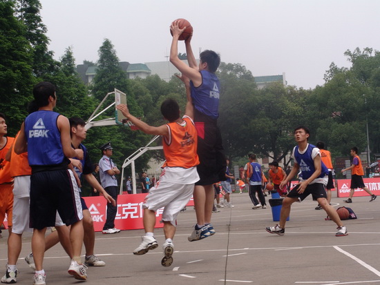 压力之下多 压力之下多