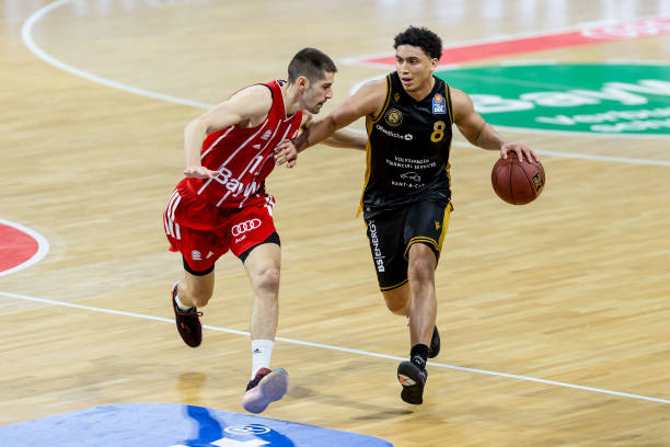 助攻还是场 助攻还是场