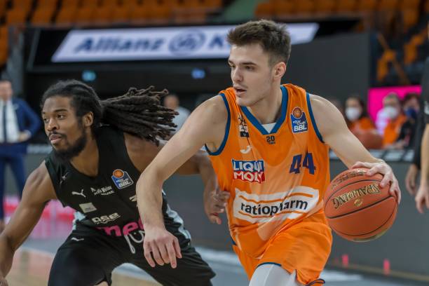 技术人员人 技术人员人